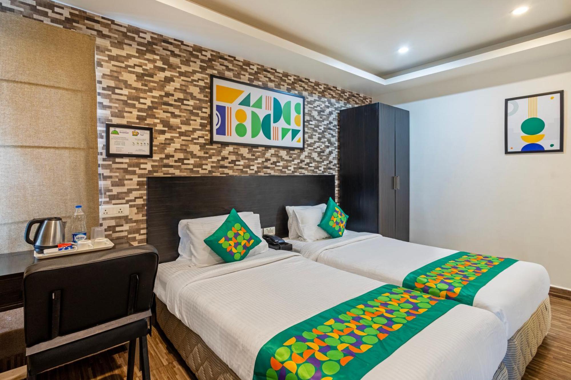 Treebo Premium Twin Star Hotel Chennai Exterior photo